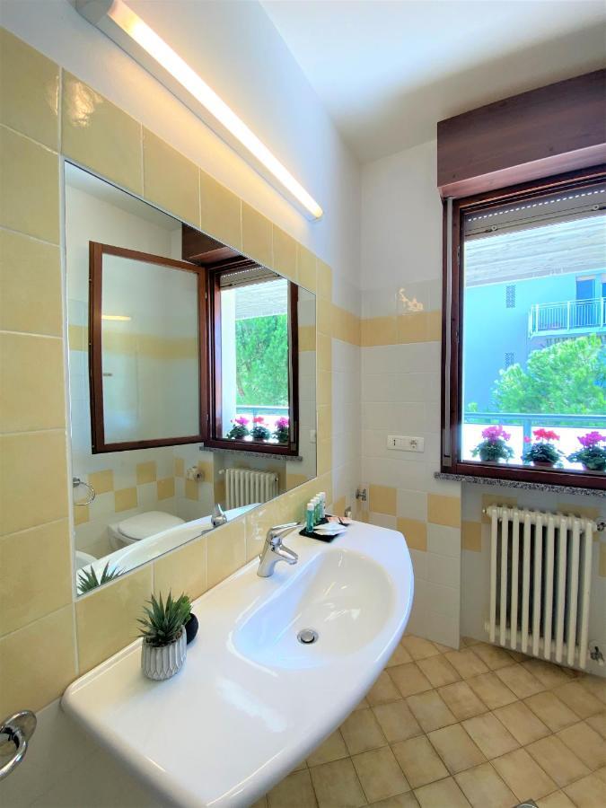 Residence Pineta Verde Milano Marittima Luaran gambar